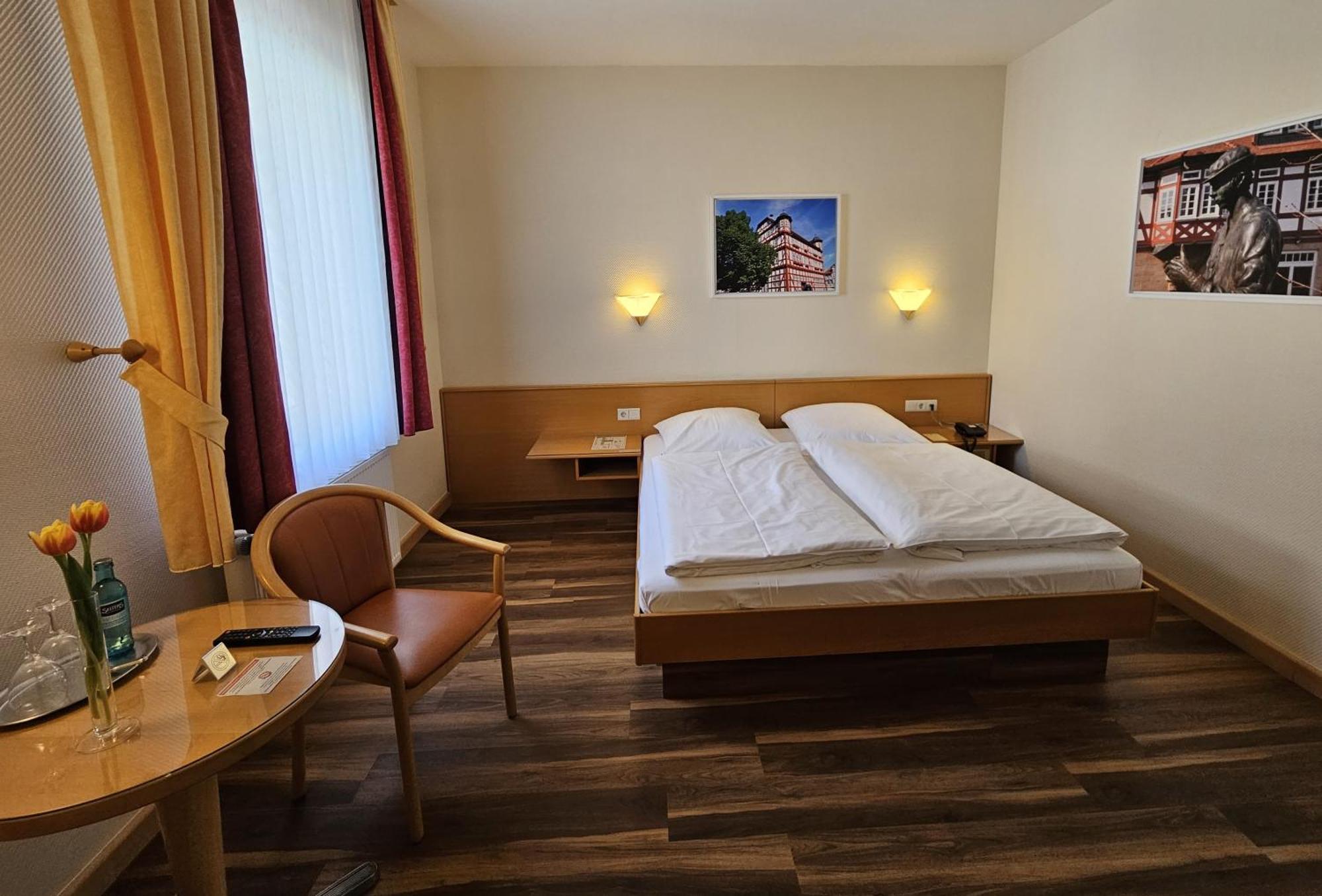 Hotel Hessischer Hof Melsungen Esterno foto